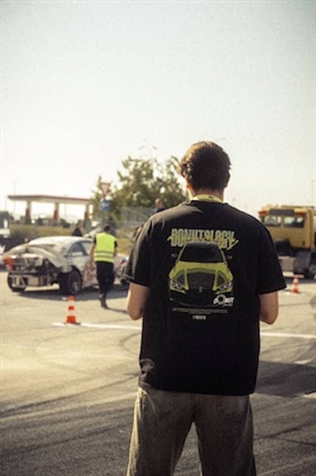 DONUT West Gate - Vodič za vozače